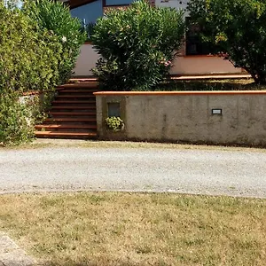 https://tuscany-easy-holidays.it-tuscanyhotel.com
