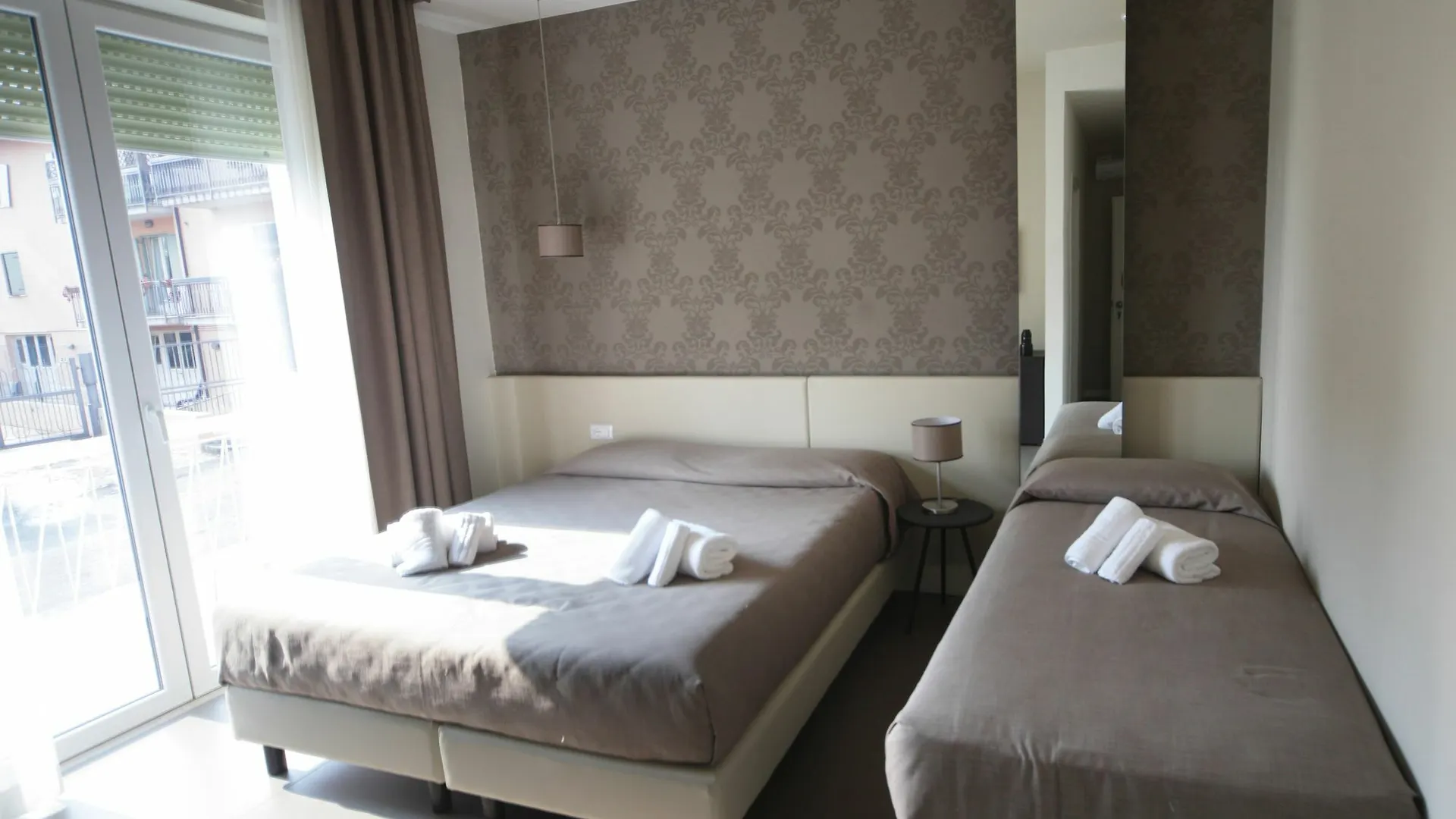 Hotel Palazzo Del Garda & Spa Ντεζεντσάνο ντελ Γκάρντα