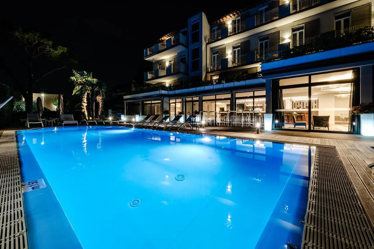 Hotel Palazzo Del Garda & Spa Desenzano del Garda 4*,