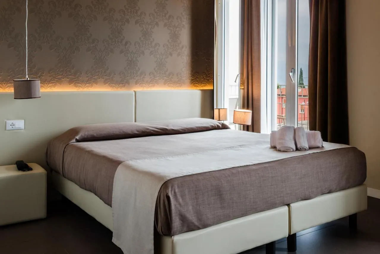 Hotel Palazzo Del Garda & Spa Desenzano del Garda